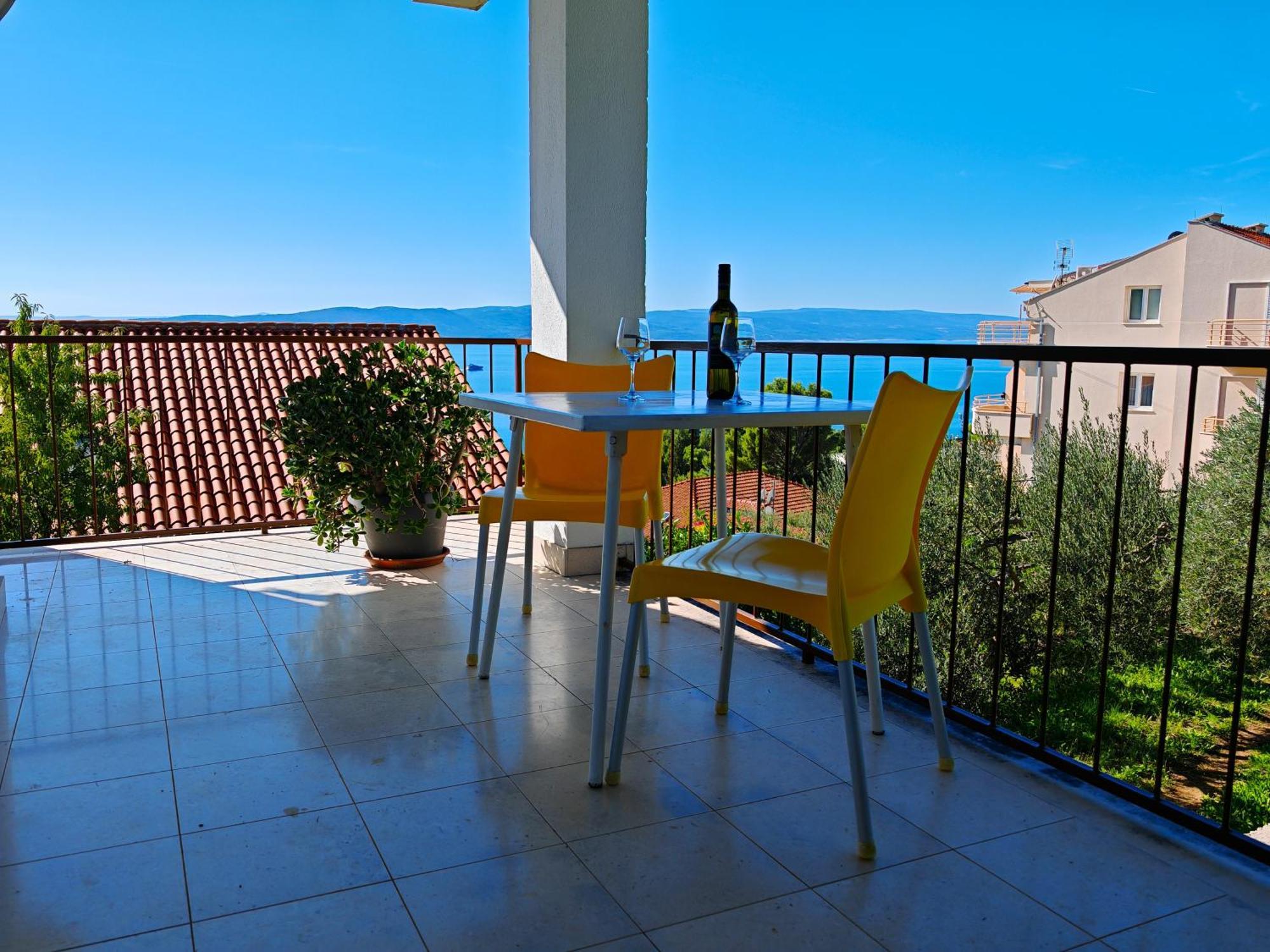 Apartments Mare Brela Esterno foto
